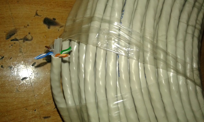 conseguí un cable cat 6 de 100 metros para la transmisión de datos<br /><br />get a 100-meter cat 6 cable for data transmission